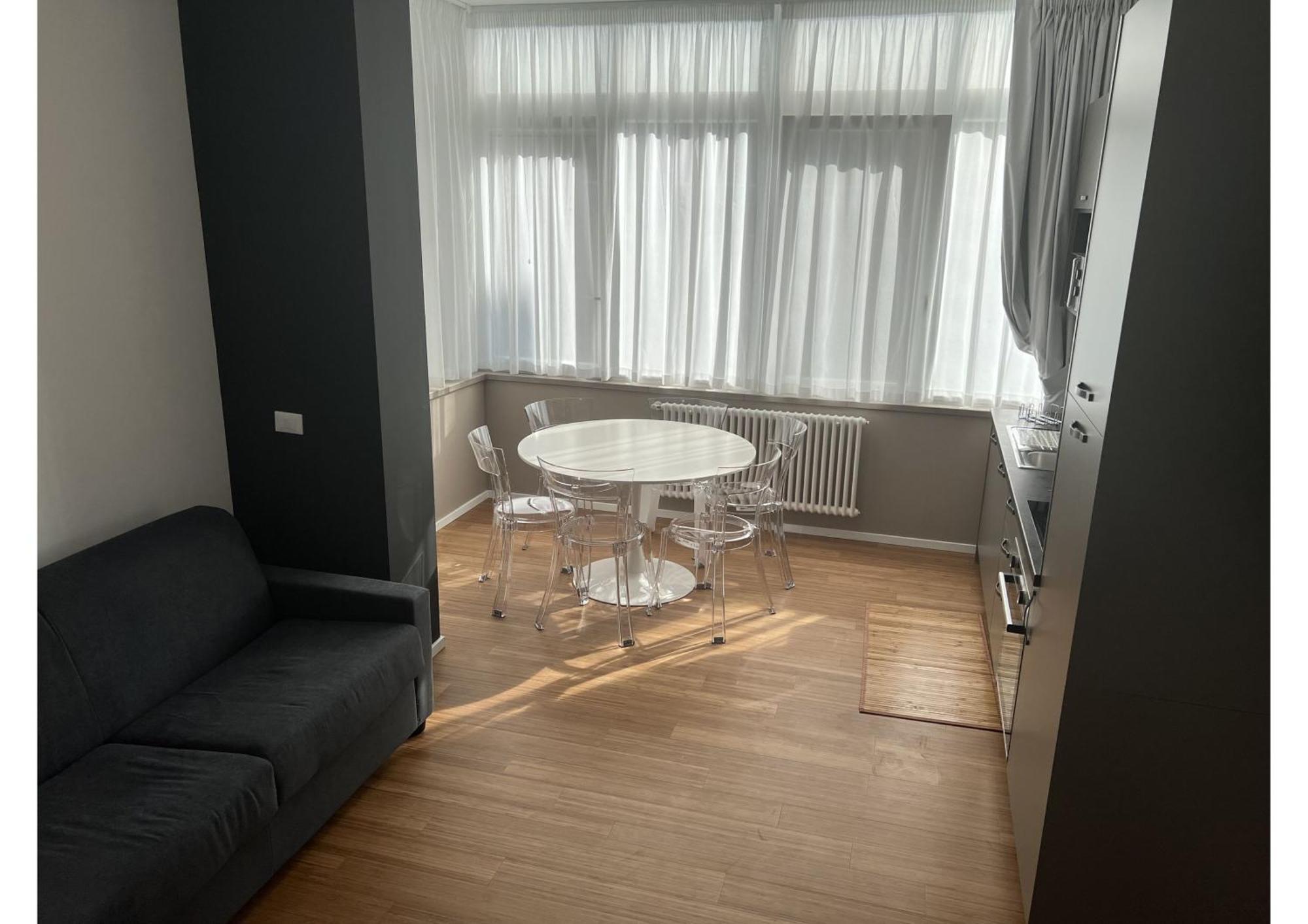 Villa Riviera 287 Pescara Bilik gambar